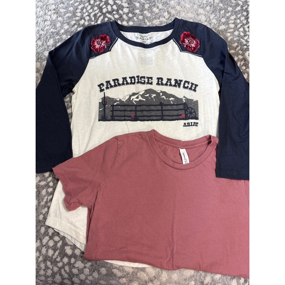 Ariat Paradise Ranch Raglan 3/4 Sleeve Top & LA Canvas Mauve Tee Lot Medium